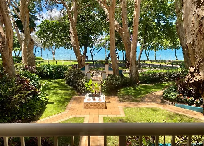 Beachview Apartments At Villa Paradiso