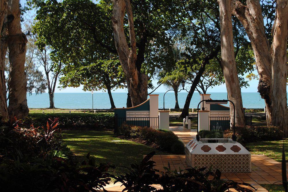 Aparthotel Beachview At Paradiso